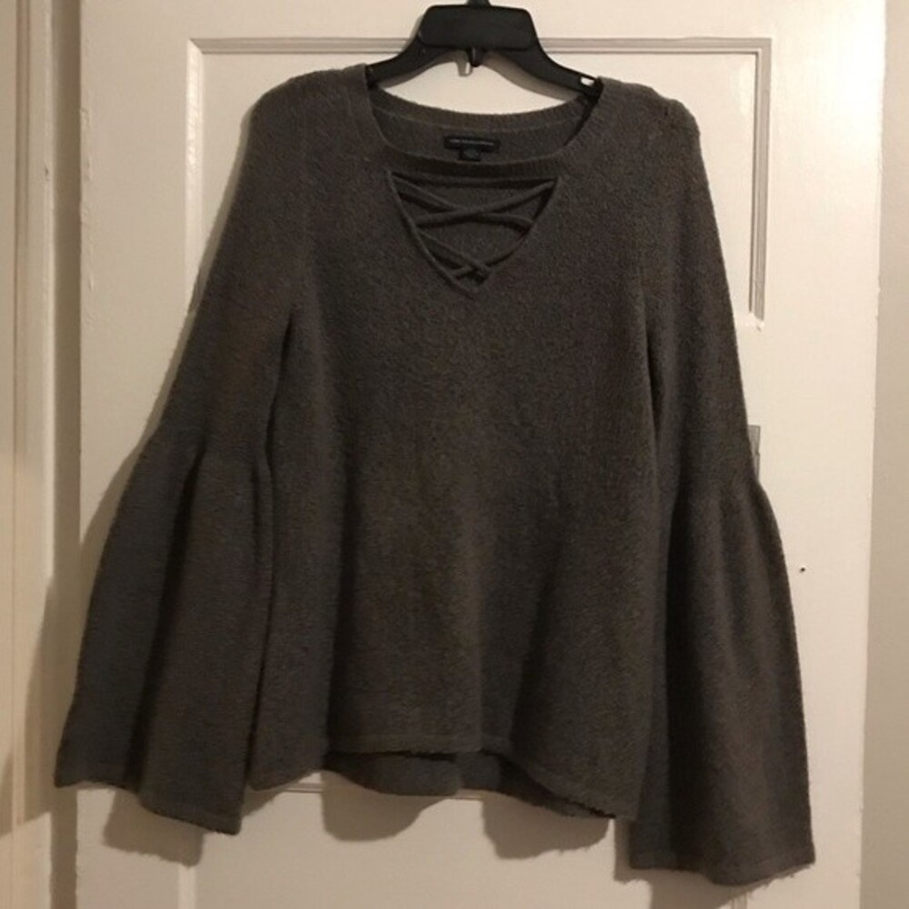 American Eagle Puff Sleeve Cross String Cut Out Neckline Sweater